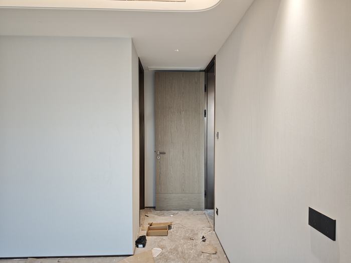 Hotel project door and cabinetry installation — vanven project photo 6