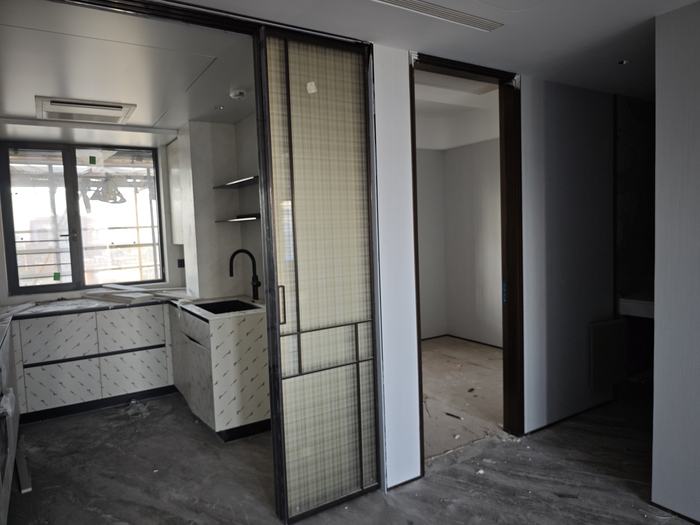 Hotel project door and cabinetry installation — vanven project photo 16