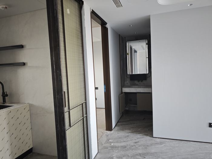 Hotel project door and cabinetry installation — vanven project photo 17